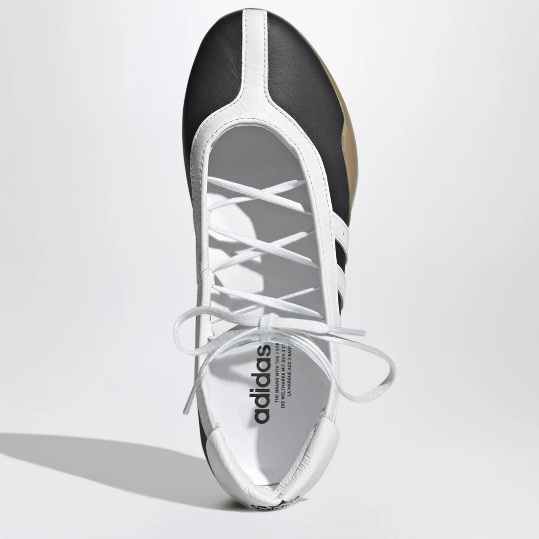 adidas Originals - Mei Core Black/Cloud White/Gum Taekwondo trainers
