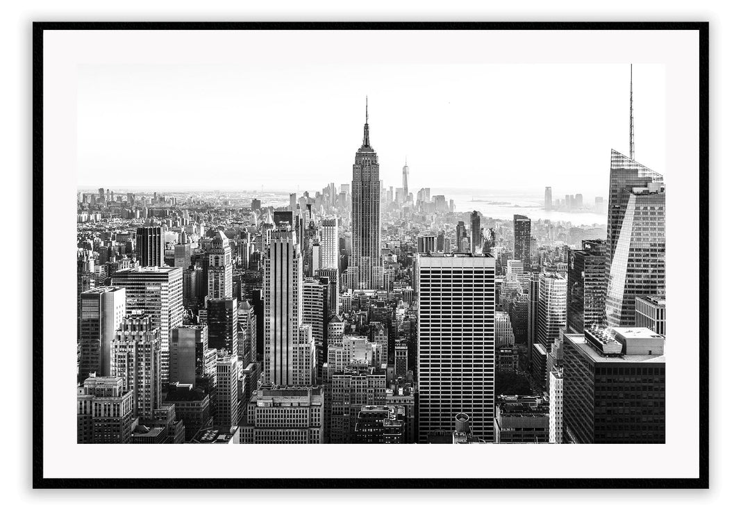 Canvas Print Small		50x70cm / Black NYC B&amp;W NYC B&amp;W Framed Print Brand