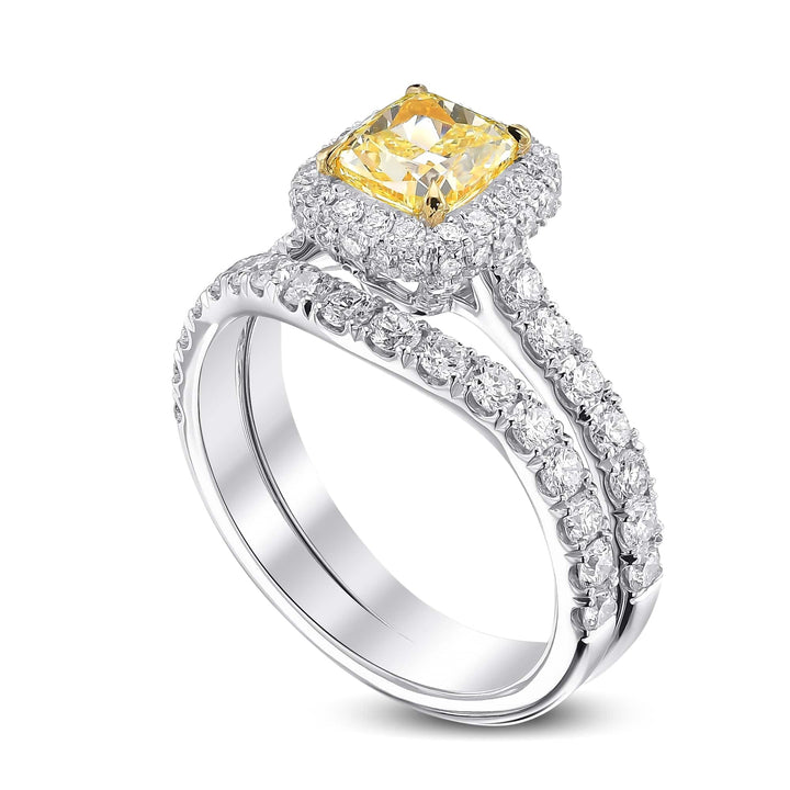 LEIBISH 1.01ct Fancy Light Yellow Cushion Halo Diamond Ring Set Brand Ring