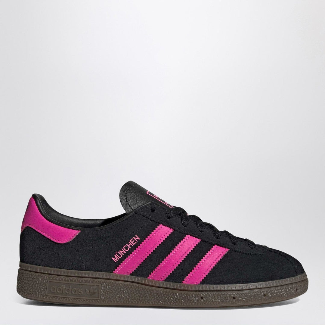 Shoes adidas Originals - Sneaker München in black/fuchsia suede Brand