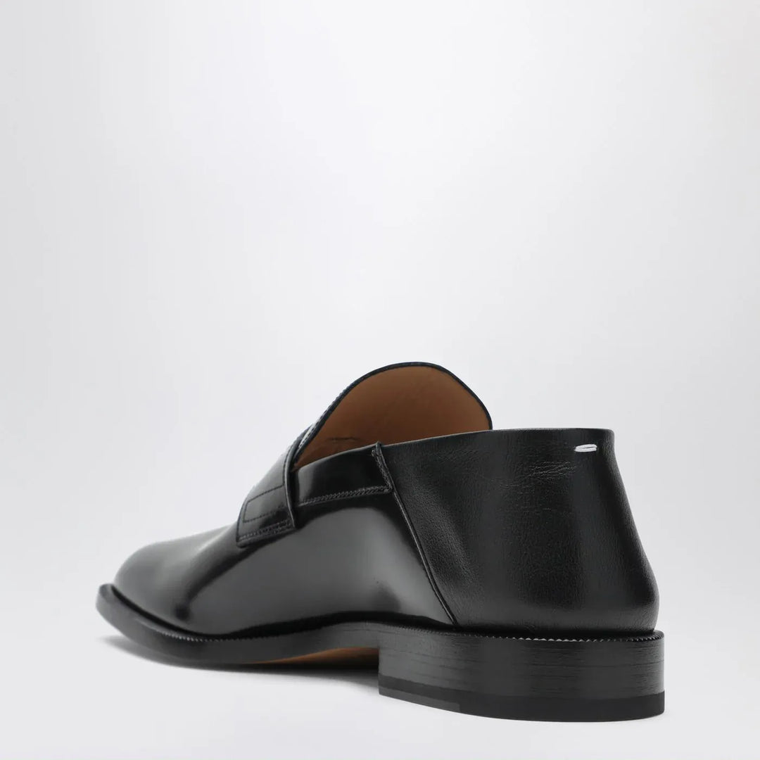 Maison Margiela - Tabi loafer in black leather Brand Shoes