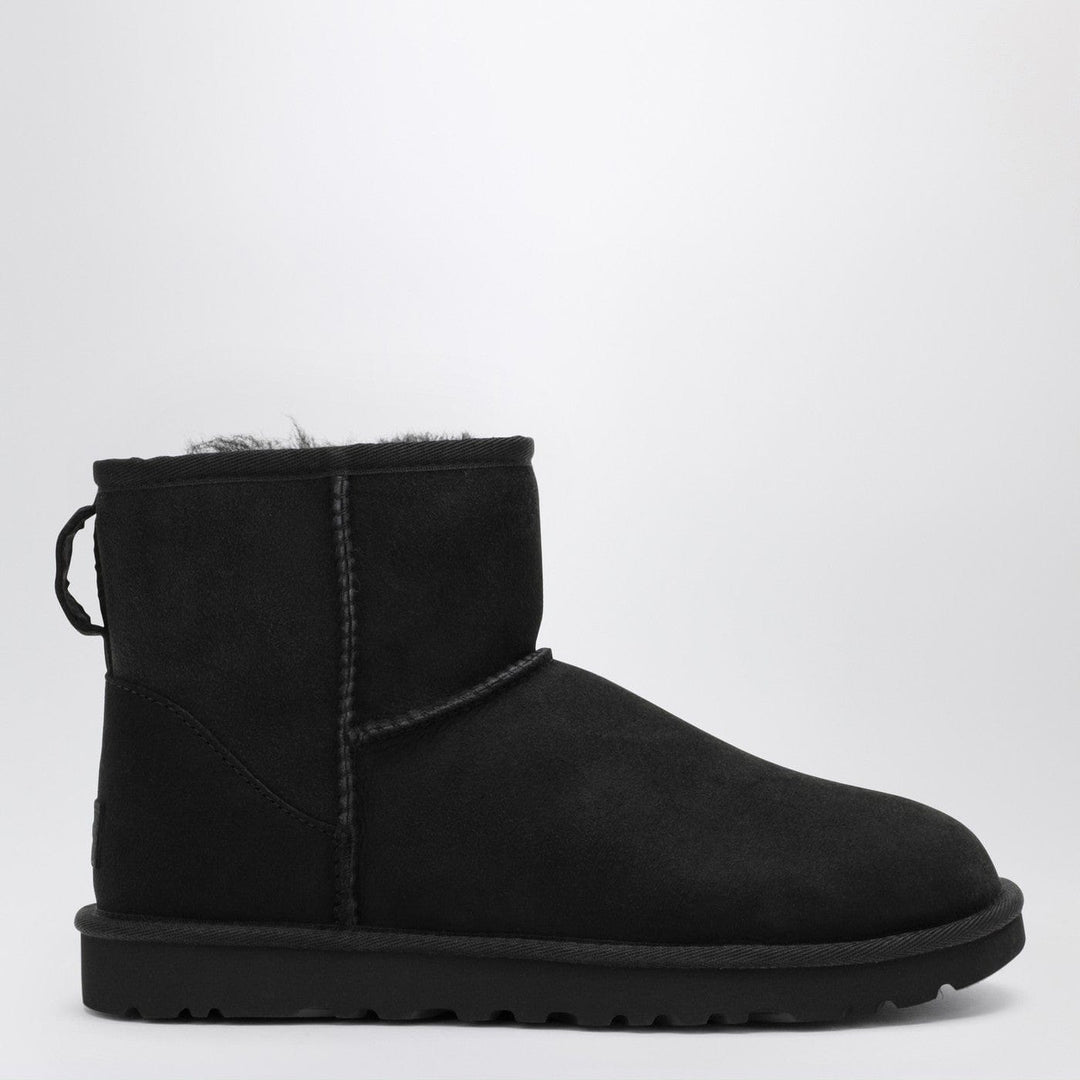 Shoes 5 US UGG - Classic Mini II boots in black Brand