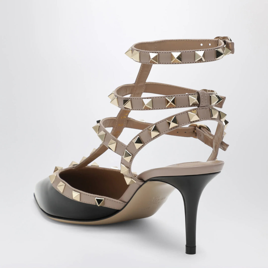 Valentino Garavani - Rockstud strap pumps in patent leather, black/powder Brand Shoes