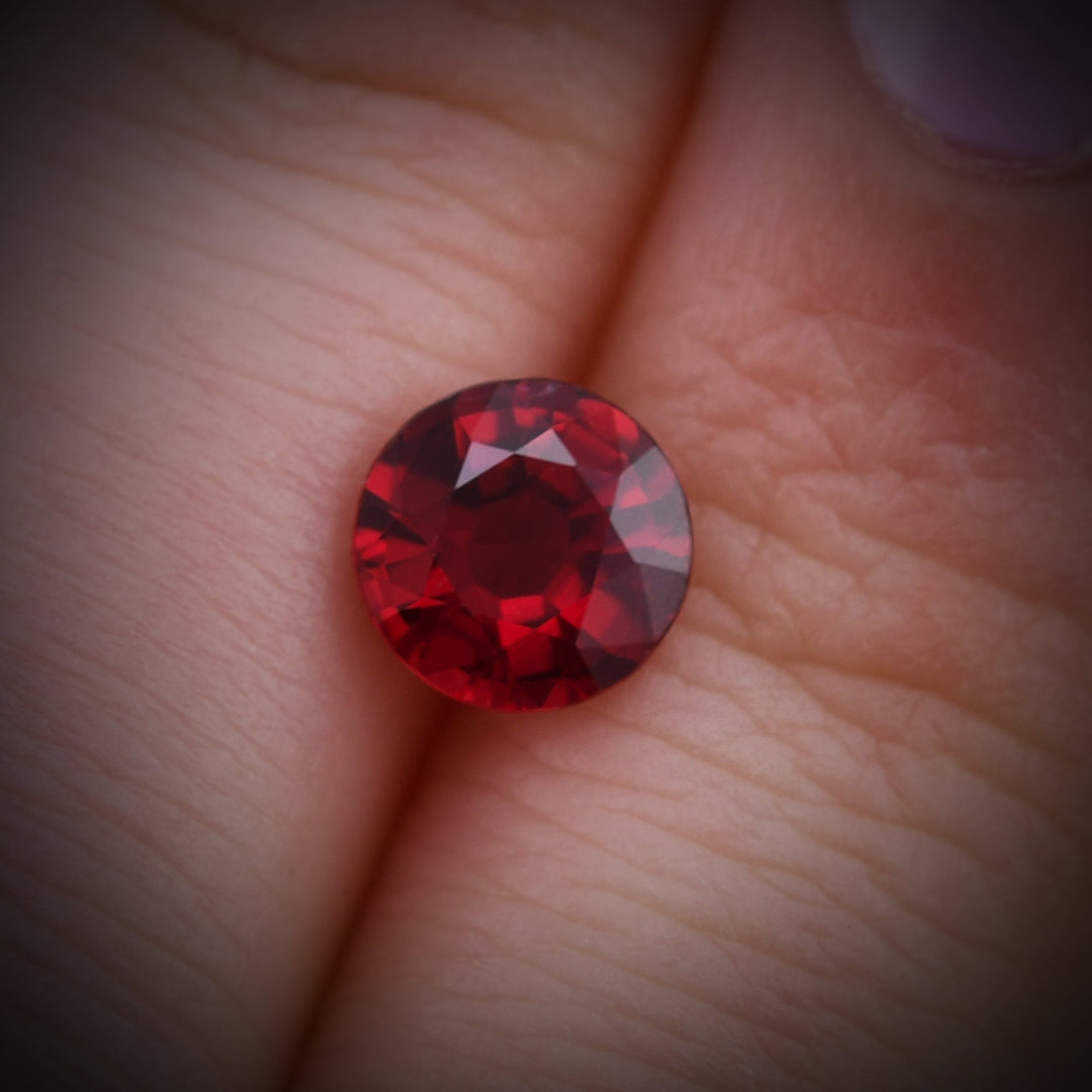 1.33 Carat Red MOZAMBIQUE Round Ruby